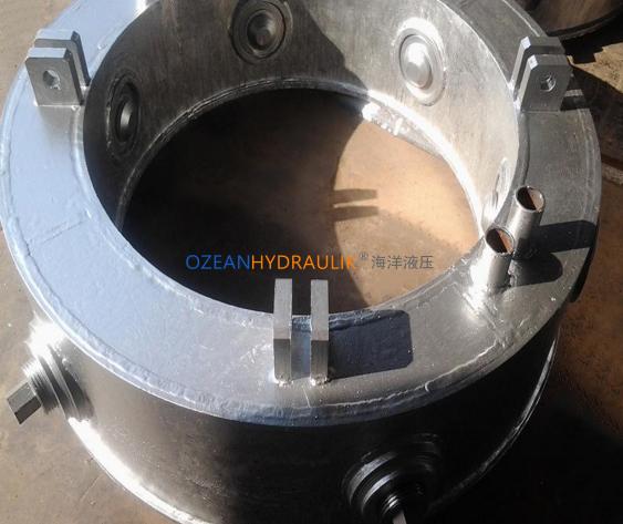 Electrode pressure ring